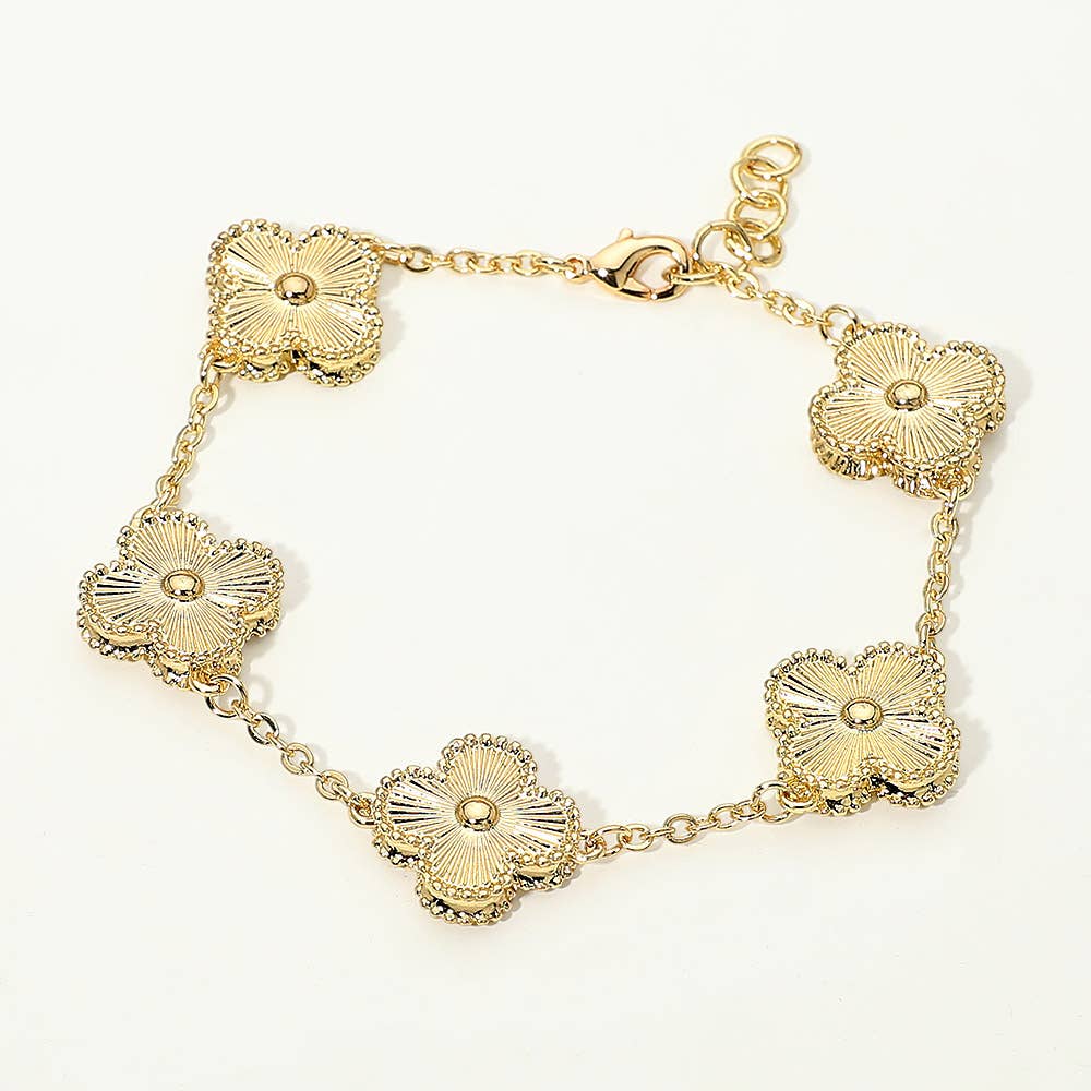 Sensibling Corp. - 14K Gold Plated Textured Quatrefoil Charm Link Bracelet: Silver