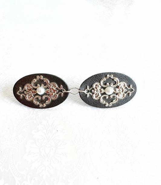 KardiKlips - Silver on Steel Gray Romantic KardiKlip: Ovals