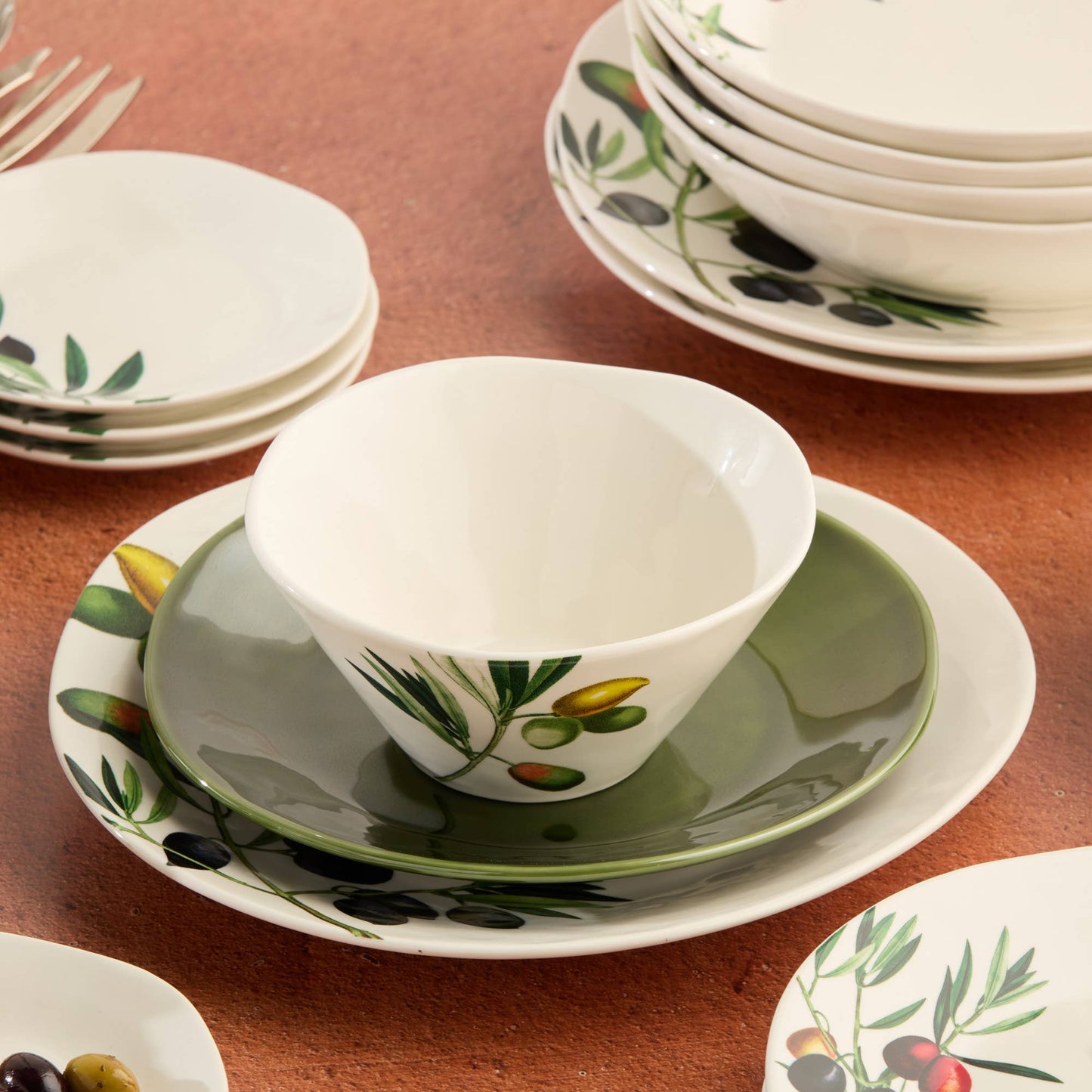 Certified International - Verde Salad Plate 9in Pairs with Olivia