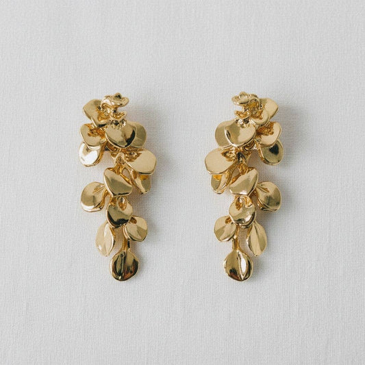 Ellemadera - Leaf Tassel Dangle Earrings