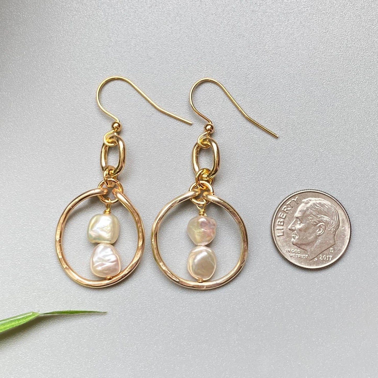 Marble Designs Jewelry - Gold Hoop Earrings Hammered Fresh 
Water Pearls Dangle Drop: Gold
