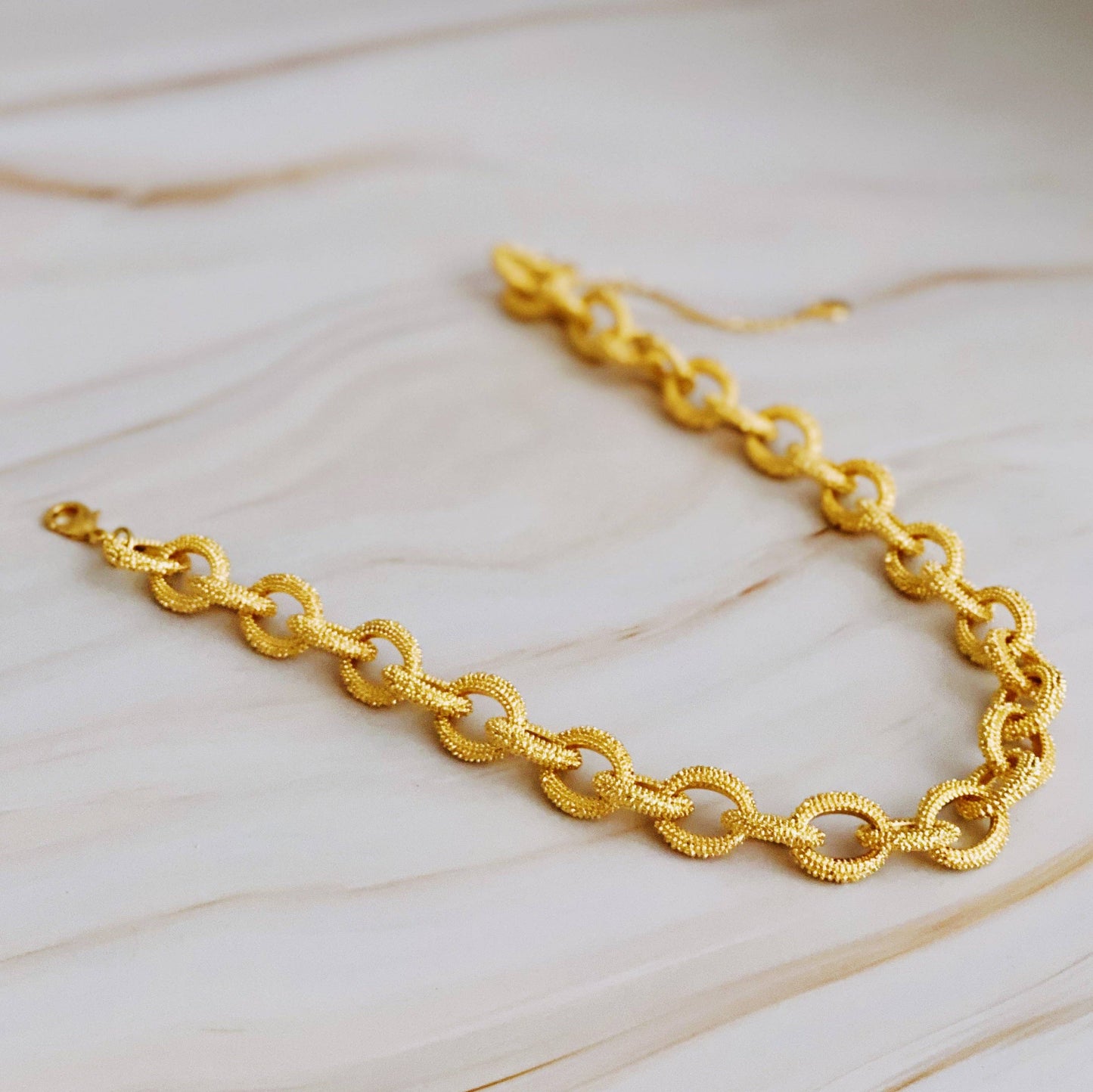 Ellison+Young - Classy Statement Chain Necklace