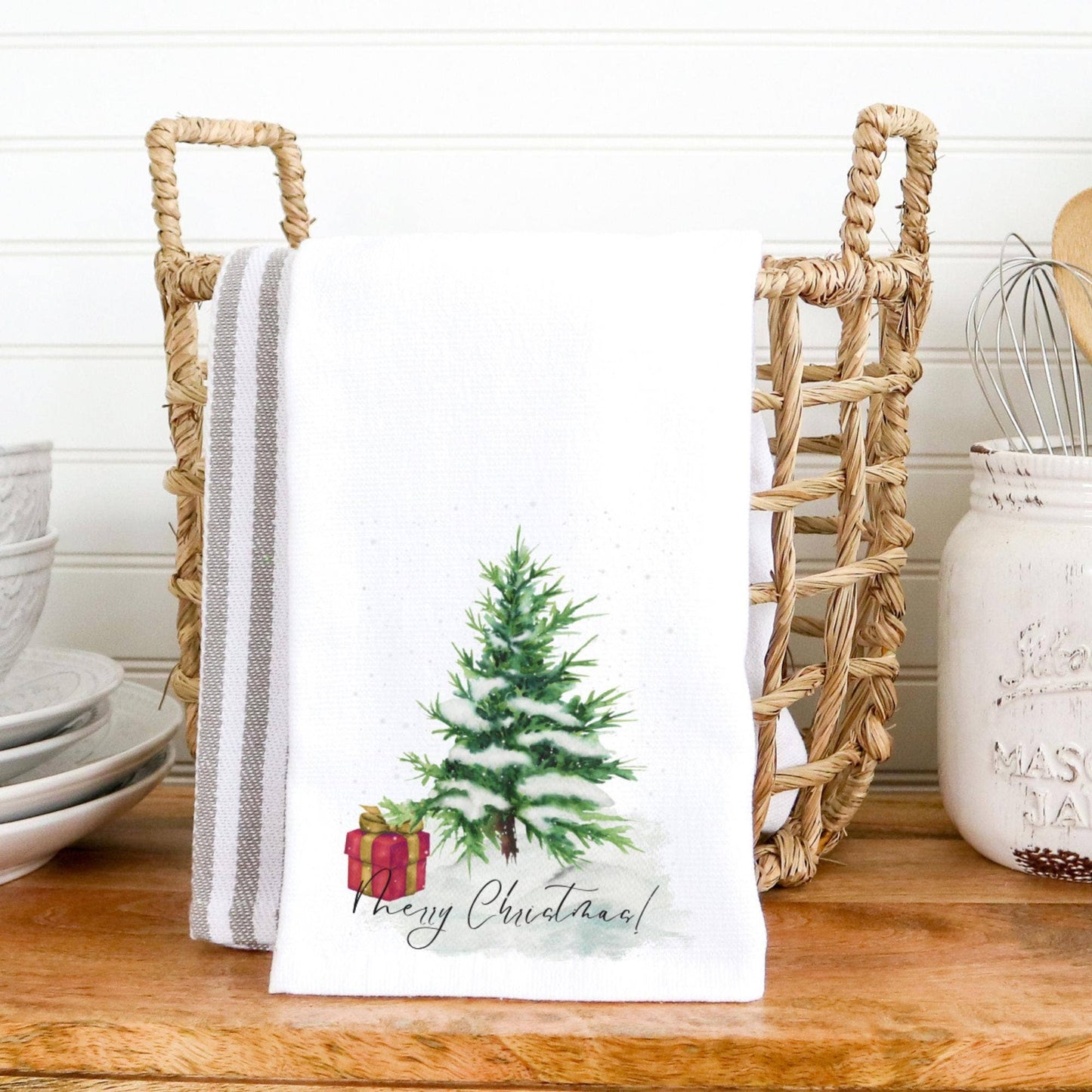 Fernville Creations - Christmas Winter Holiday Seasonal Hand and Bath Towels