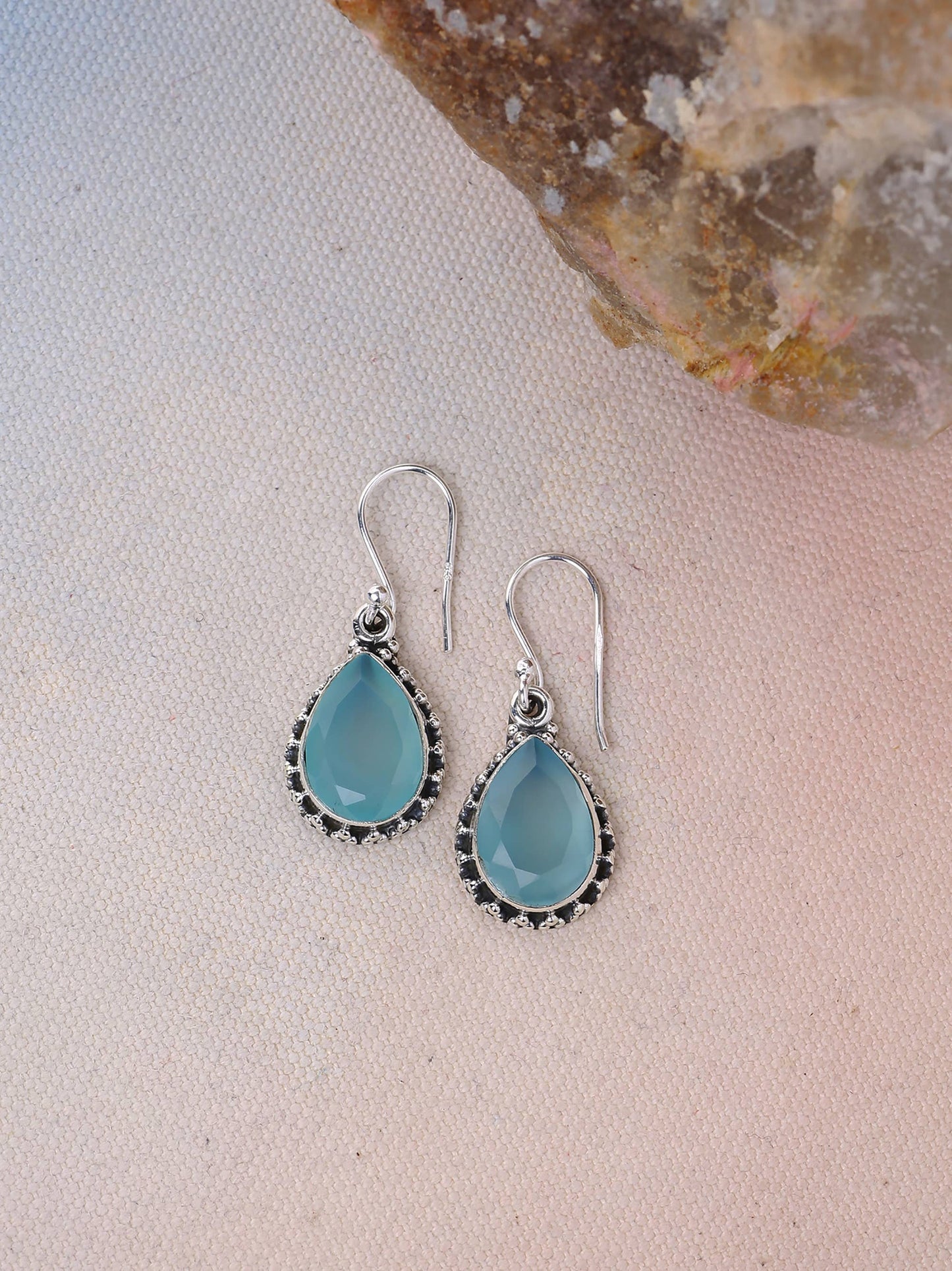 Tiramisu - 925 Silver Aqua Chalcedony Gemstone Earring