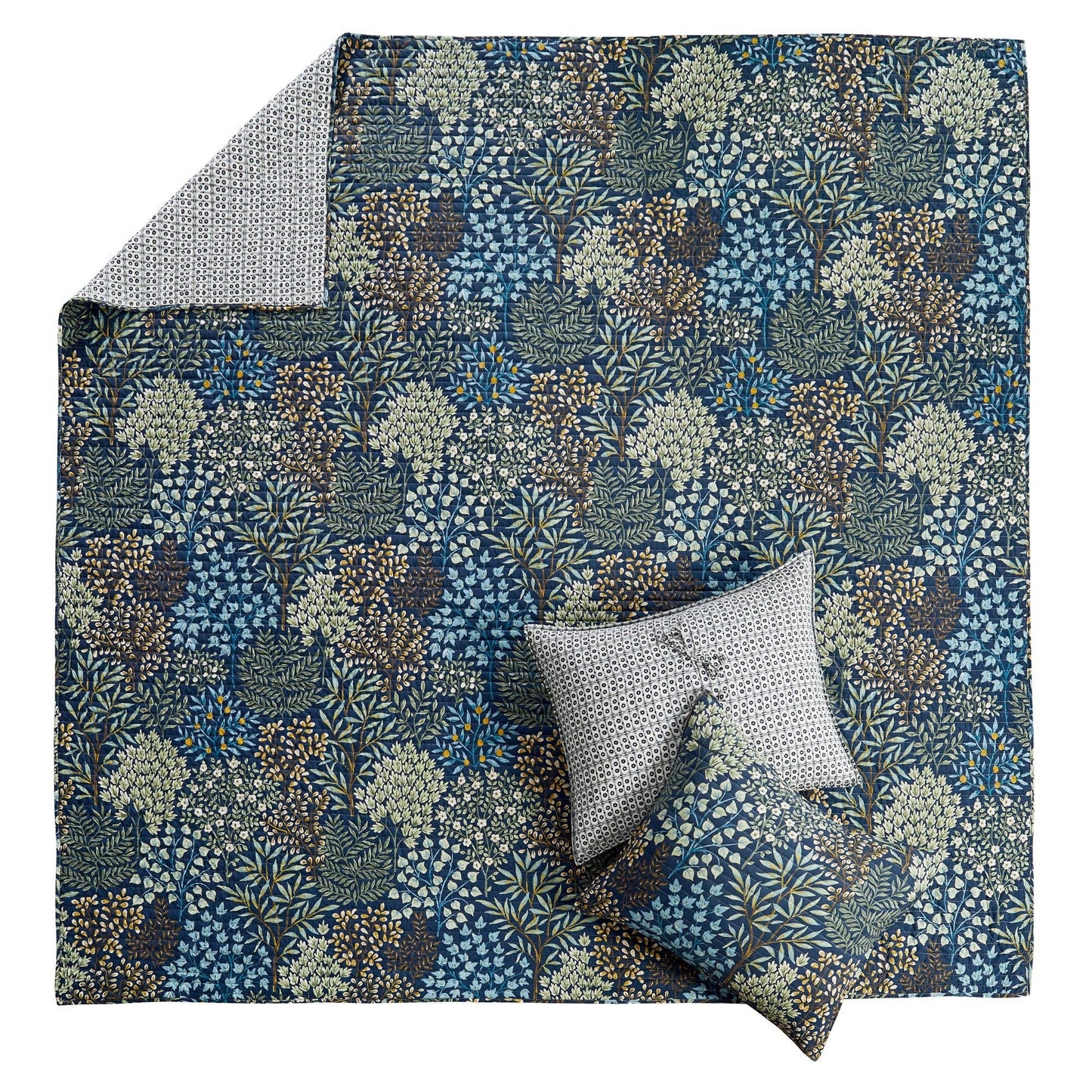 Levtex Home - English Forest Quilt Set: Green / King/Cal King