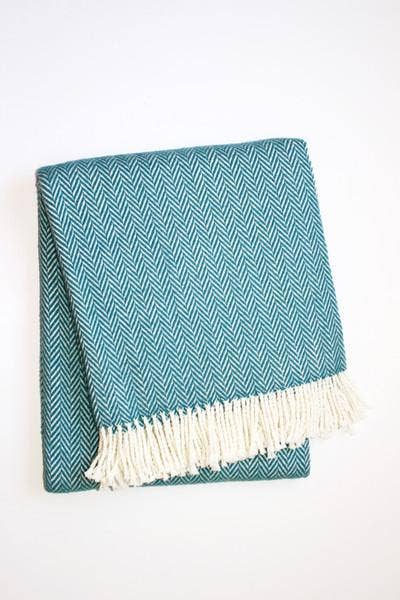 A Soft Idea - 355 - Herringbone Plush Throw: Cream