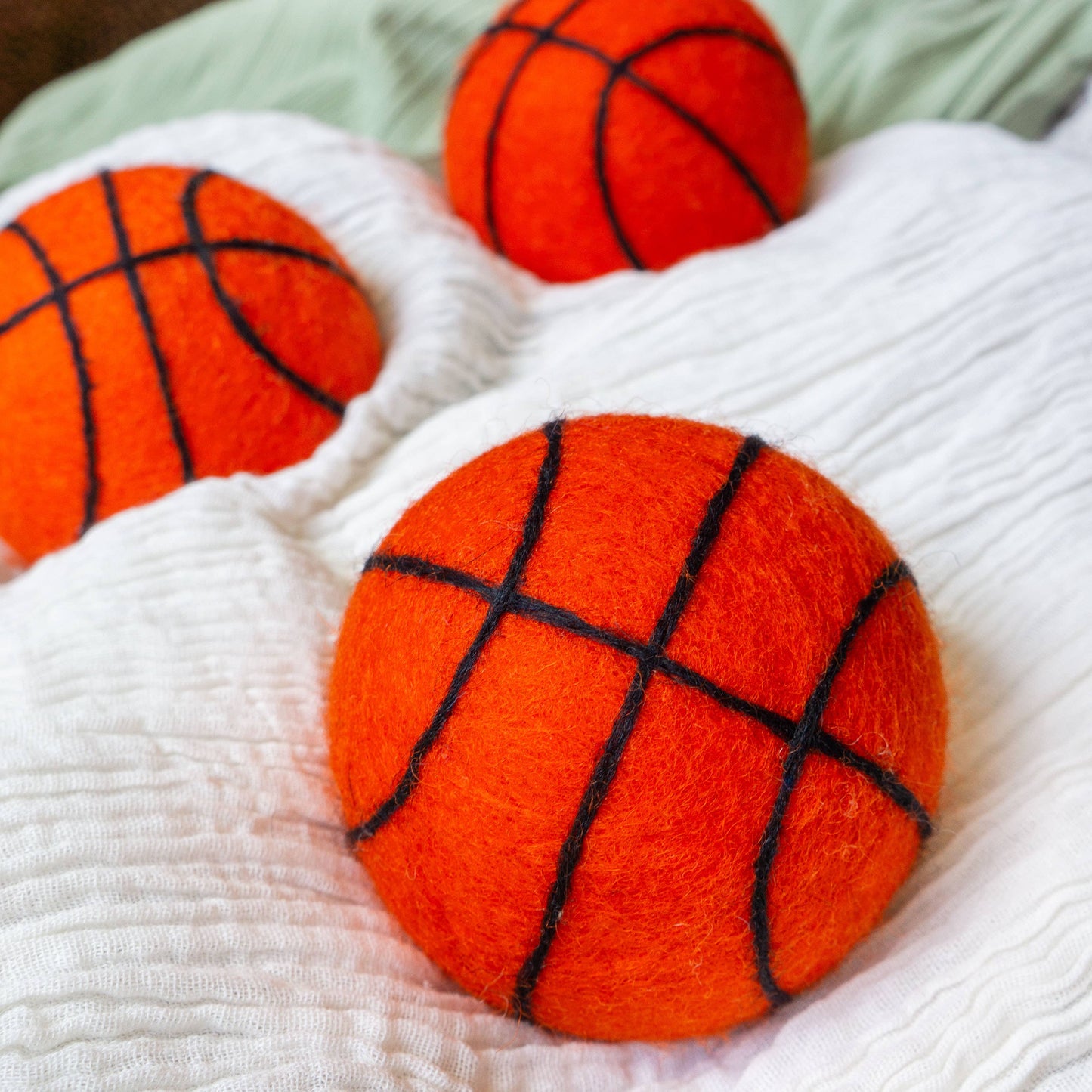 Friendsheep - Basketball Eco Wool Dryer Balls - PLAYOFFS: PACKAGE FREE