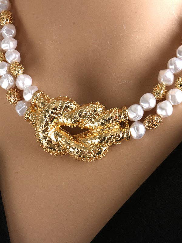 UZ Wholesale Store - Chains Geometric Necklaces Accessories: GOLD / Adjustable