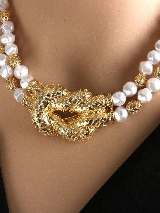 UZ Wholesale Store - Chains Geometric Necklaces Accessories: GOLD / Adjustable