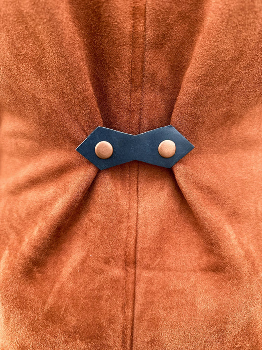 KardiKlips - Cinch Clip for Clothing, Unique Versatile Belt Alternative