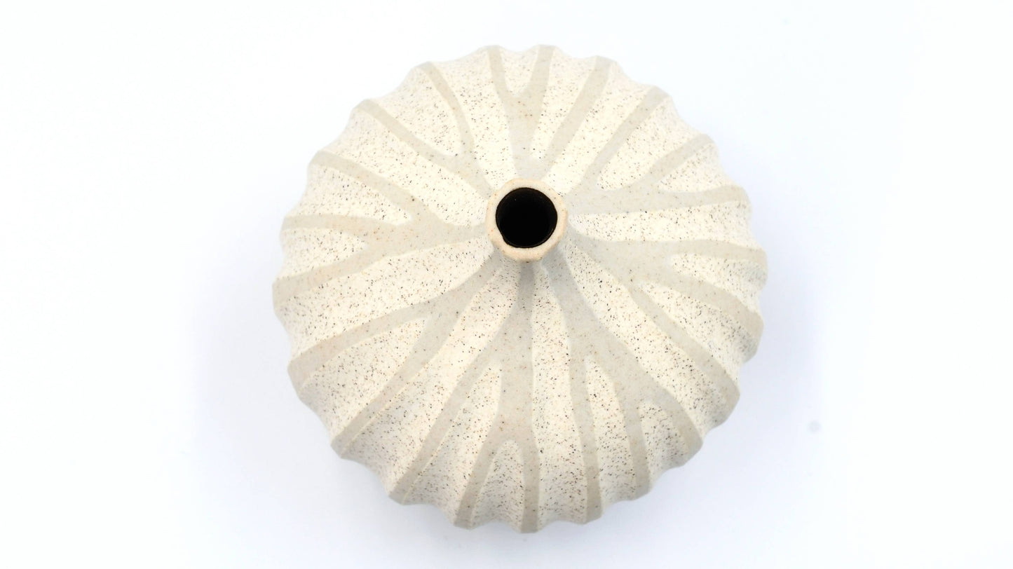 Art Floral Trading LLC - 192WHSN3 CONGO TINY S - WH SN3 Porcelain bud vase