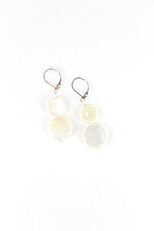 Sea Lily - EWHITE - White MOP Earring