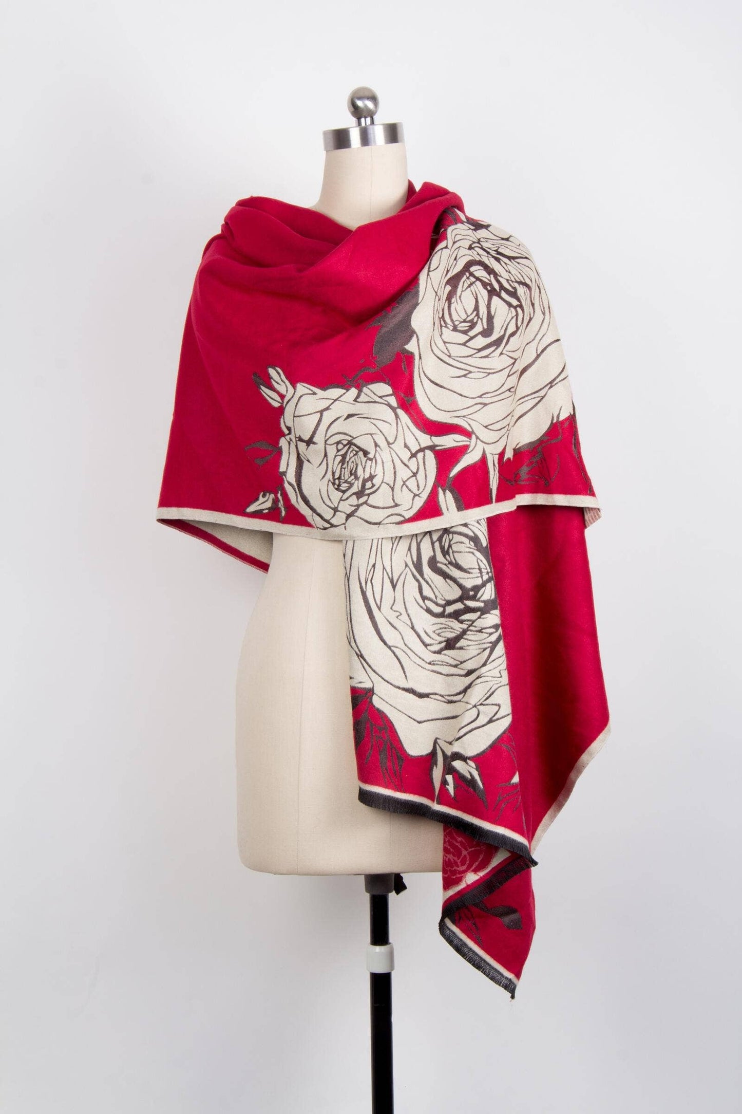 SAACHI - Fiore Reversible Rose Pattern Scarf: Red/Black