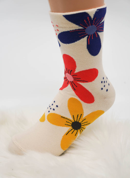 Comfortarians - Floral Cotton Socks For Women | Women's Big Flower Socks: Ivory