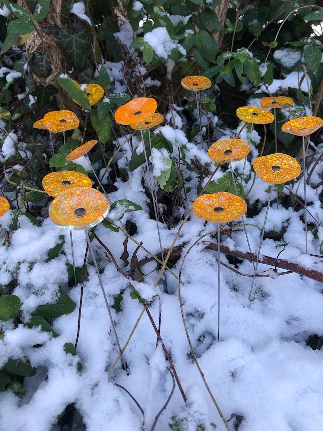 CARNEOL GLASS - Small Glass Flower For Outside In Transp.-orange-yellow