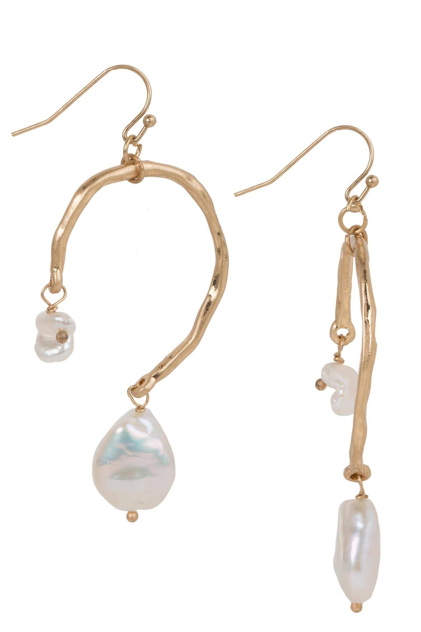 SAACHI - Pearl Necklace and Matching Earring Gift Set