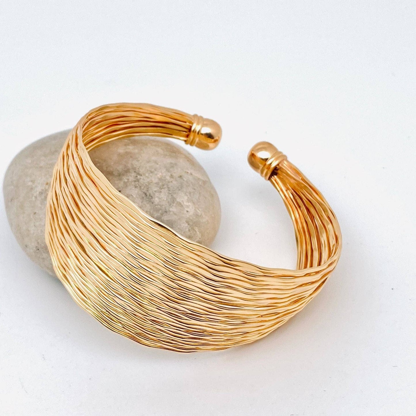 Mio Queena - Multi-layered Metal Coil Wide-sided Gold-plated Cuff Bangle