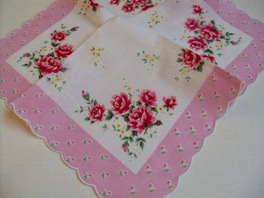 MOMENTS IN THYME - Art Deco Glamour Girl Dress Keepsake Hankie Card: BVlush