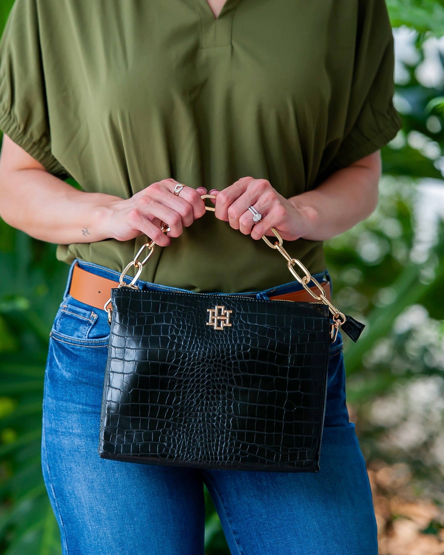 Caroline Hill - Ariana Crossbody Black EC: Default