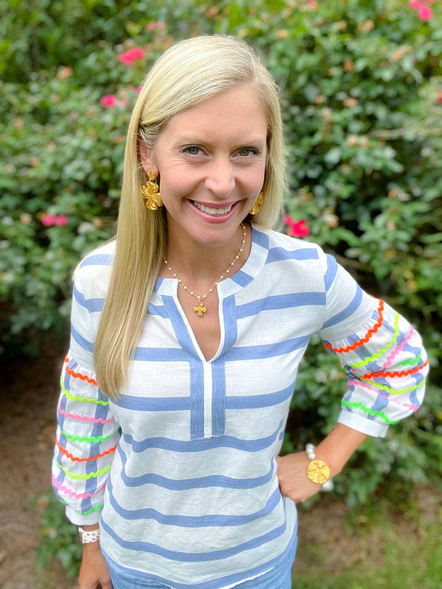 Hidden Truth Jewelry - Pearl Chain with Julia Blair Cross