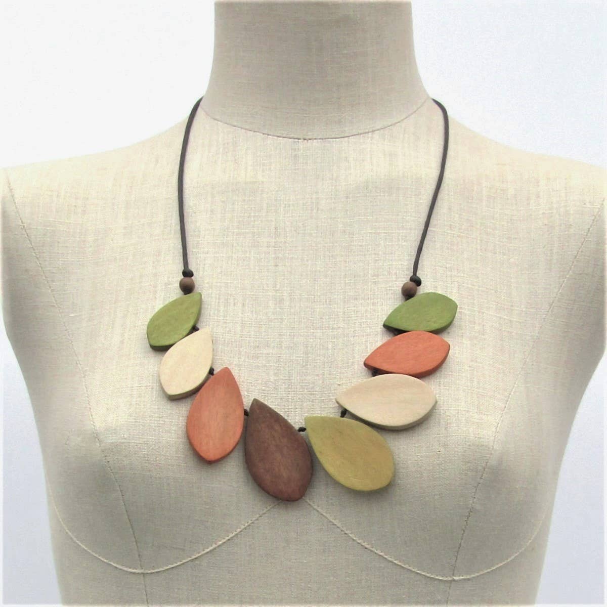 Katie and Company - Verona Necklace - Light