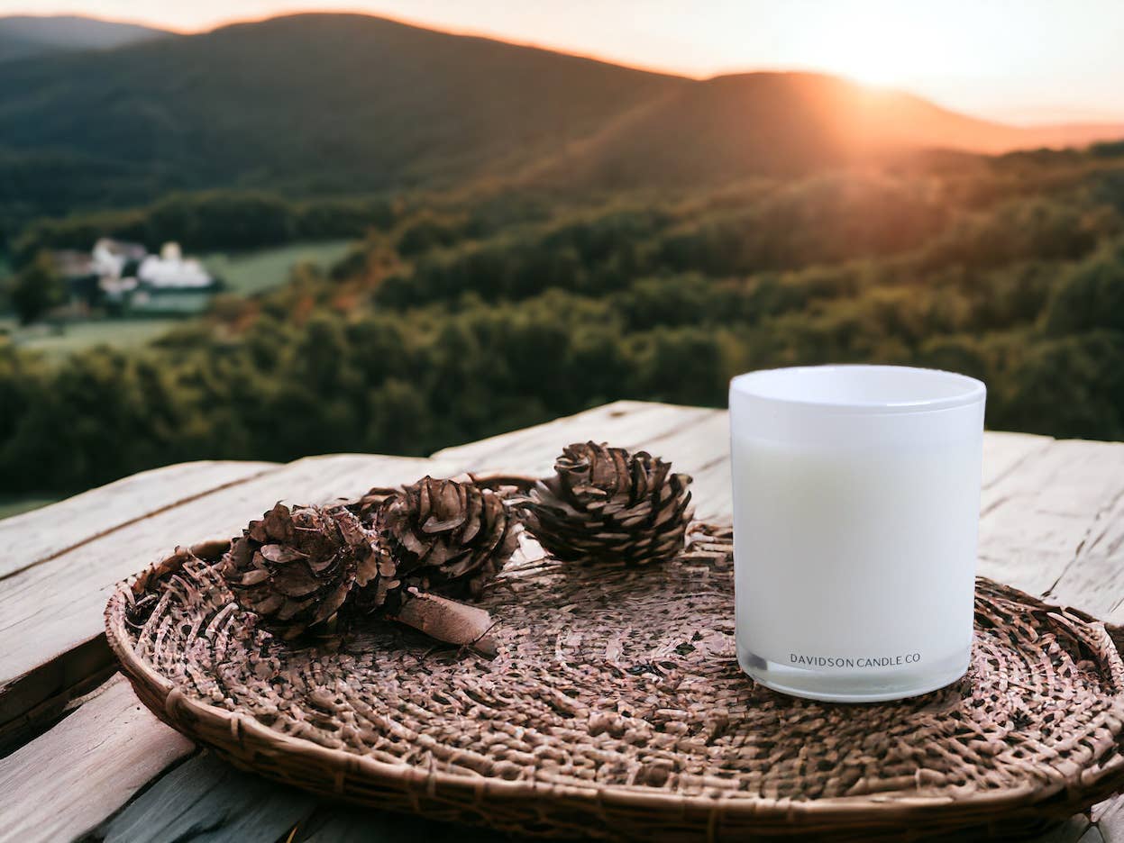 Davidson Candle Company LLC - 11 oz glass jar candle in box : Oakmoss & Amber