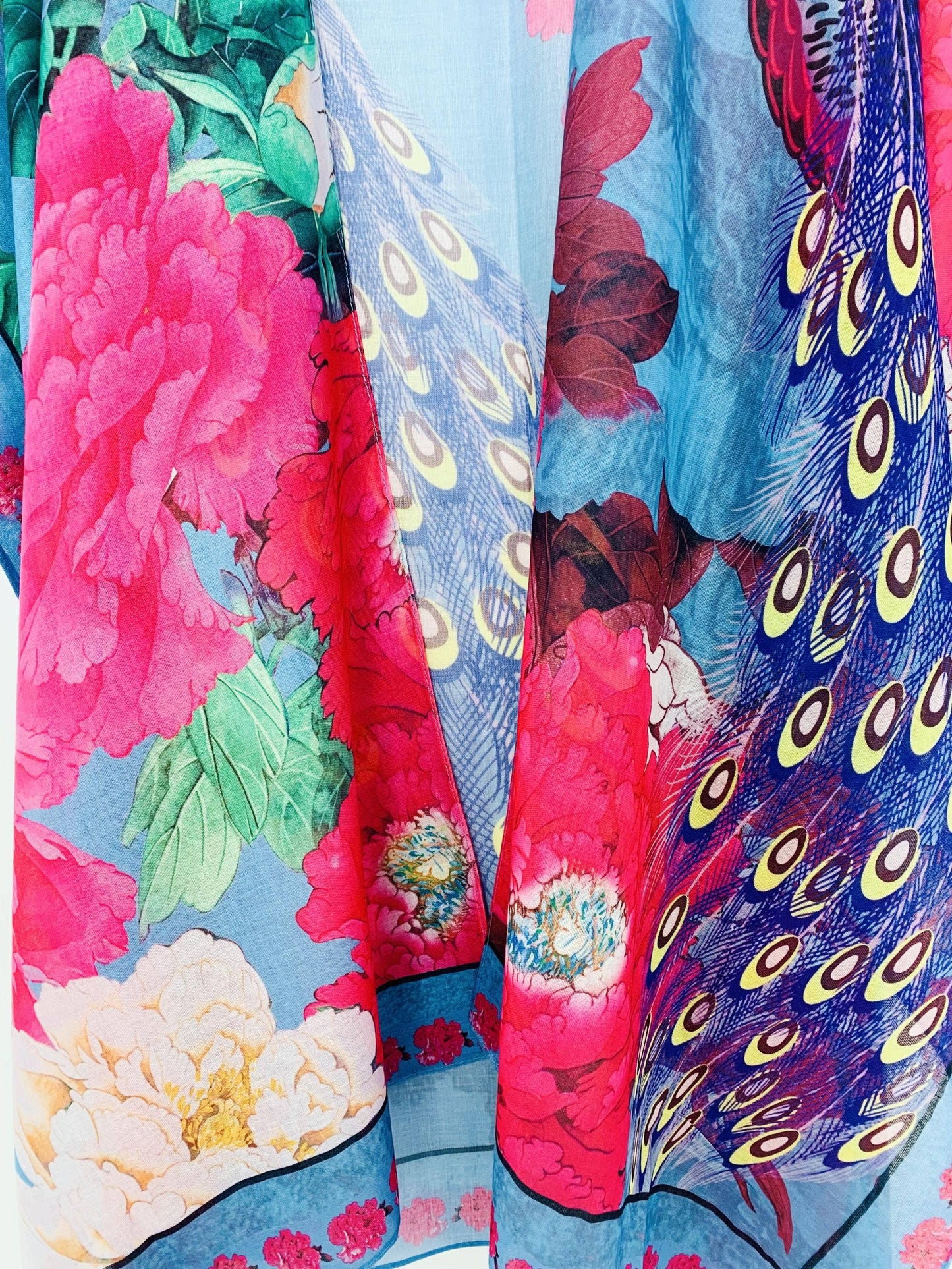 JC Sunny Fashion - Fuchsia-Blue Peacock & Peony Kimono