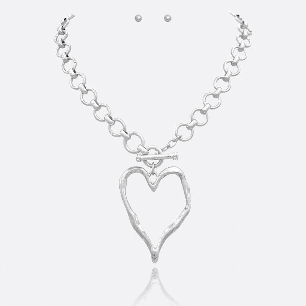 anbfashion - CUTOUT HEART PENDANT TOGGLE NECKLACE: Vg