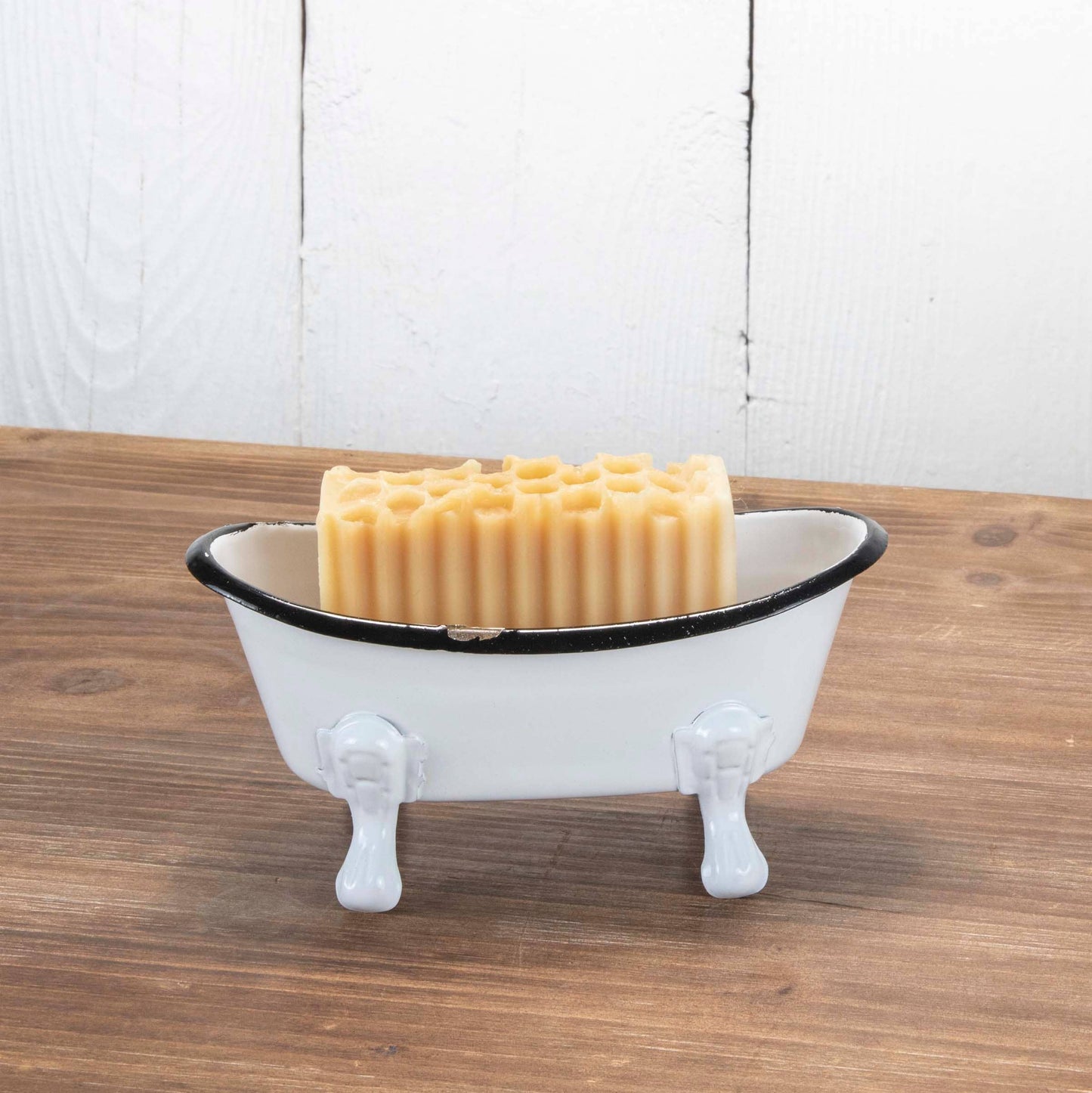 Foreside Home & Garden - Black Distressed Rim White Enamel Bathtub Soap Dish