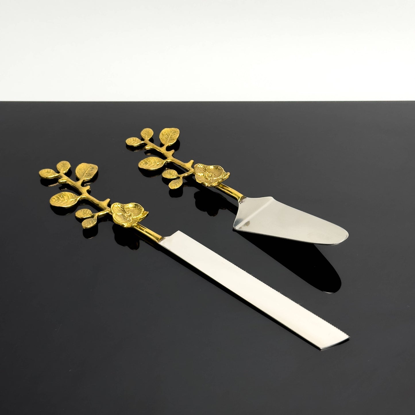 India Handicrafts Inc - Alu-Gold Floral Cake Servers, Set of 2