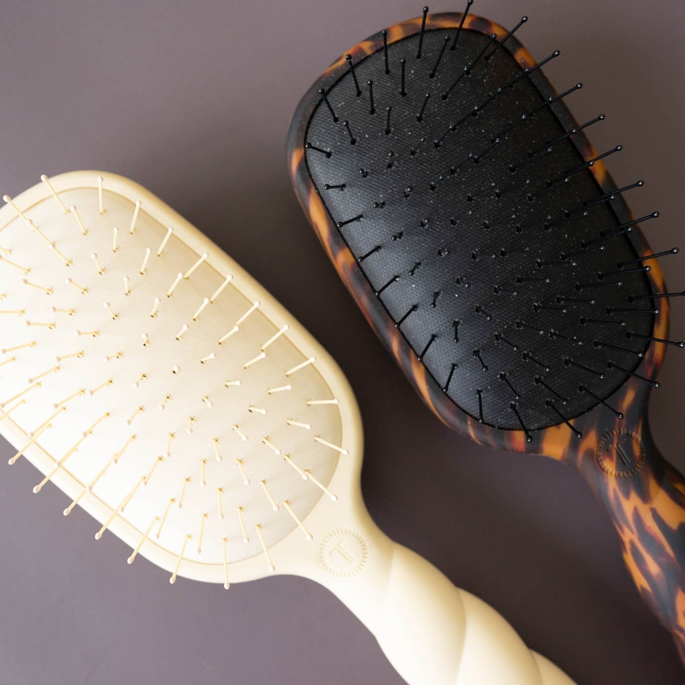 TELETIES - Detangler Hair Brush for Fine Hair - Tortoise