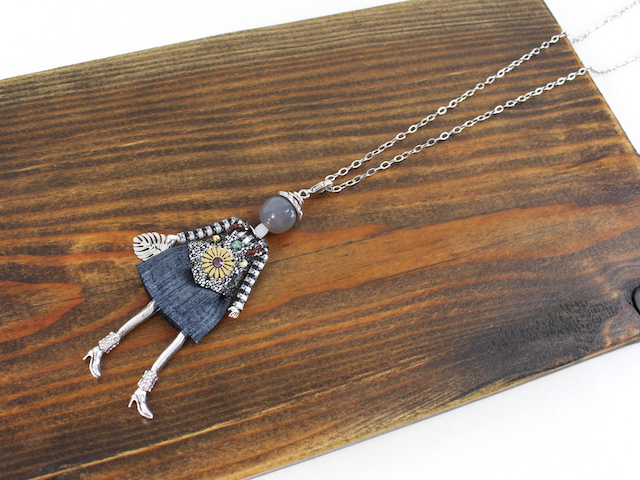 Pretty Persuasions - N23188B Stone Adorned French Doll Stainless Steel Necklace: 08 GD/French Doll 8