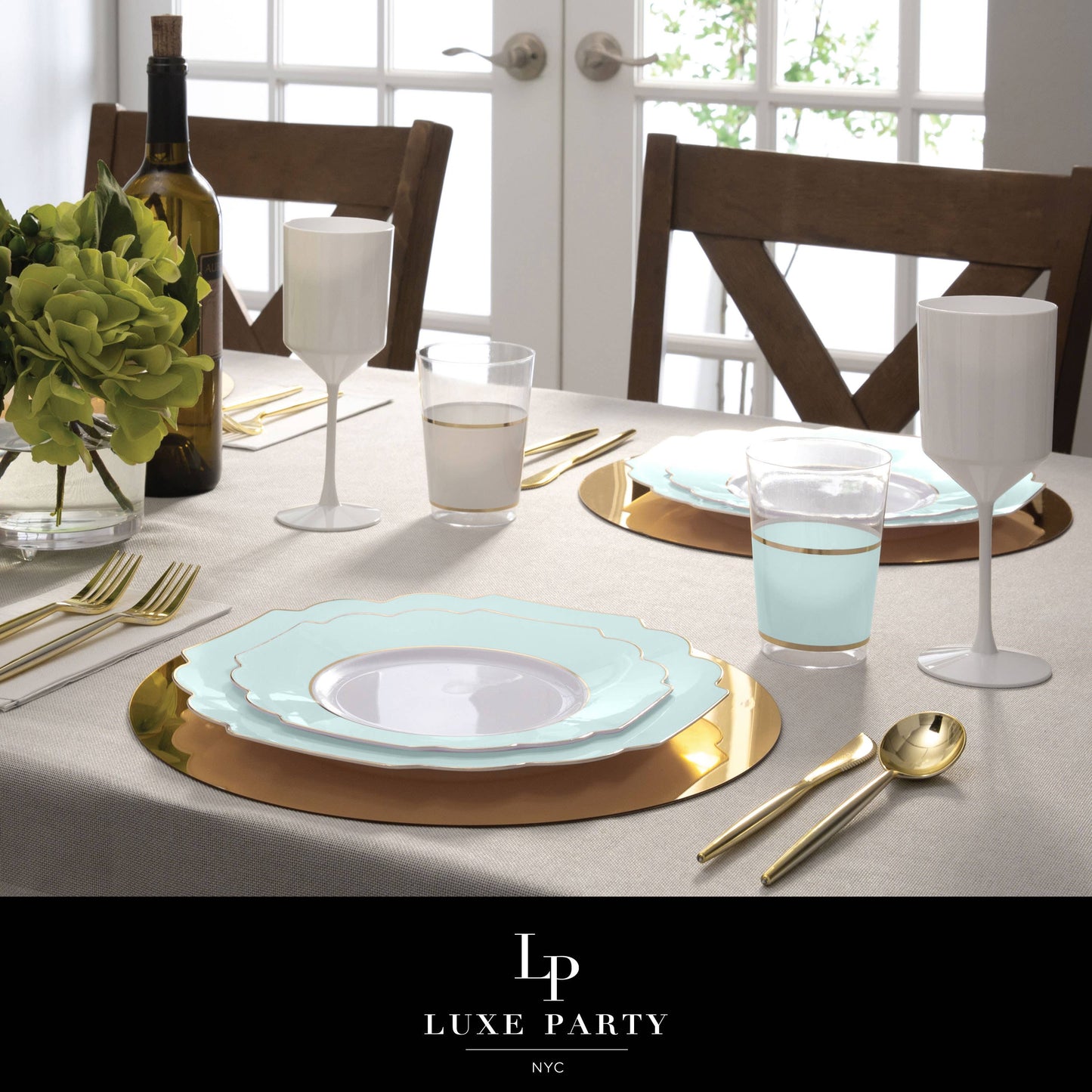 Luxe Party - Scalloped Mint • Gold Plastic Plates | 10 Pack: 10 Plastic Plates / 10.7" Dinner Plates