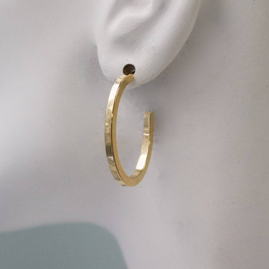 a.v. max - Siena Flat Hoops: Gold
