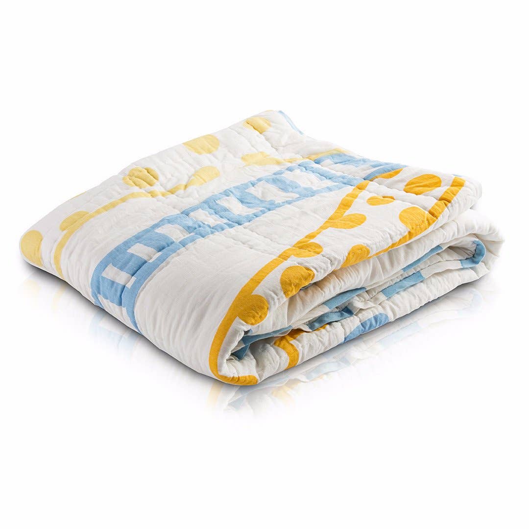 Lil Pyar - Giraffe  Baby Quilt, Light Blue Trim