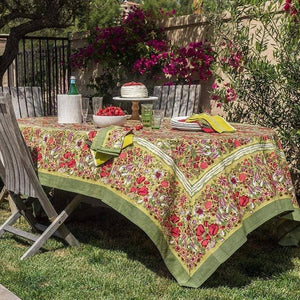 Jardin Red with Green Tablecloth 71" x 128"