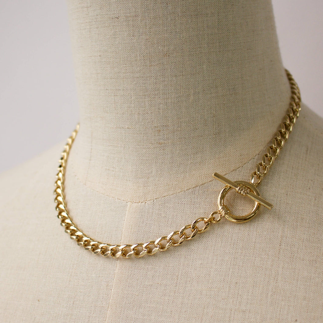 a.v. max - Anya Toggle Necklace: Gold