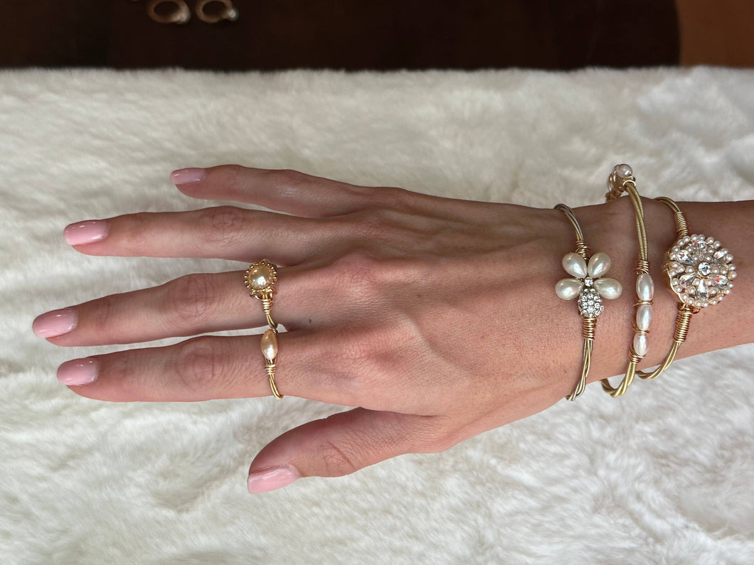 String Theory Jewelry - Original Pearl Collection: Clasped Bracelet
