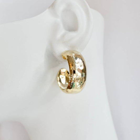 a.v. max - Hammered Dome Statement Hoop