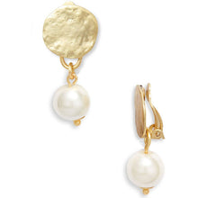 Load image into Gallery viewer, KARINE SULTAN - Coin clip with white pearl drop: Gold