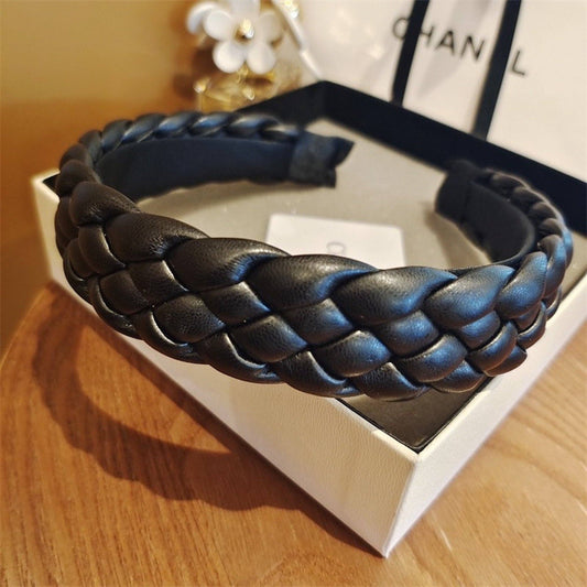 Cici’De Jewelry Amsterdam - Vintage style leather look braided hair band-black