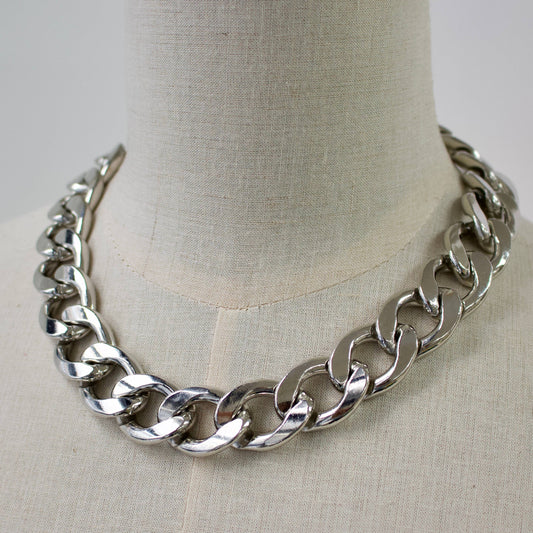 a.v. max - Stand Out Statement Necklace